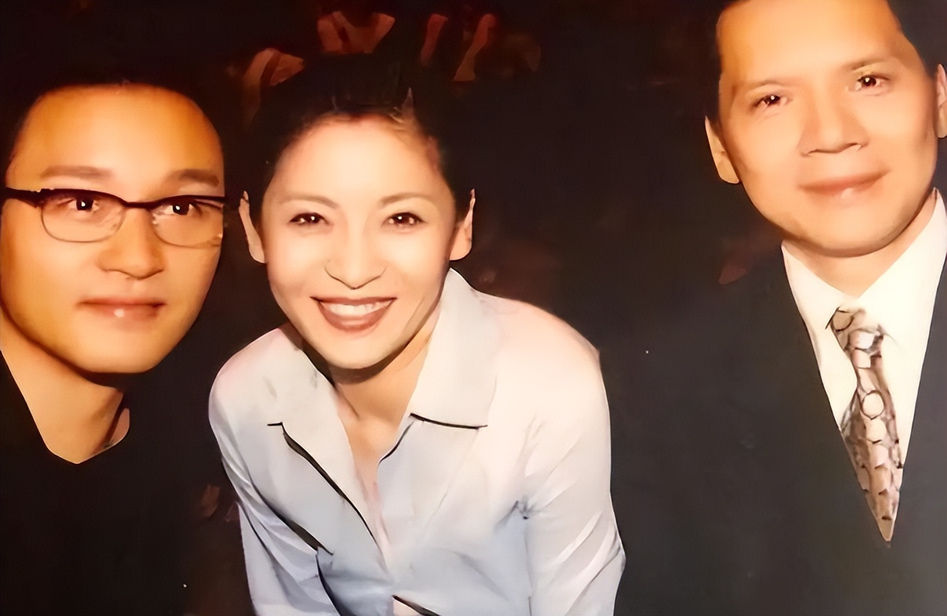 身体出轨_向太肉体出轨底线_向太婚姻真相